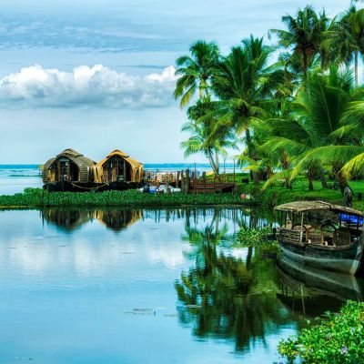 Hubli to Kerala tour package 5 Nights 6 Days by Flight