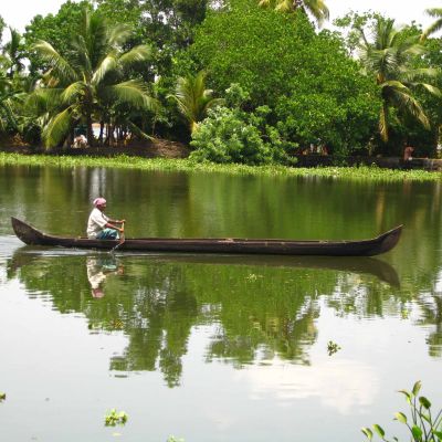 Mangalore to Kerala tour package 2 Nights 3 Days by Flight